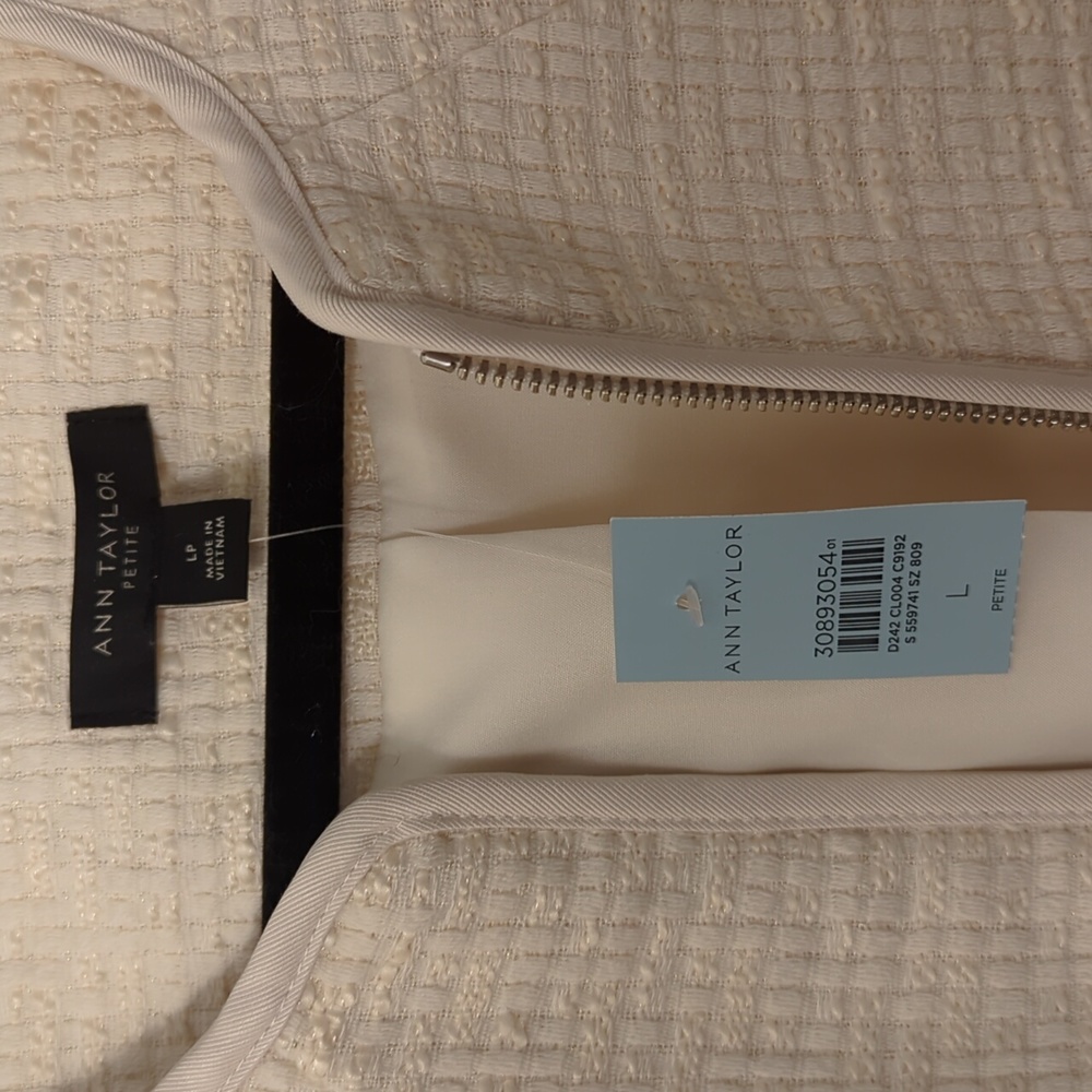 NWT Ann Taylor Blazer Size LP